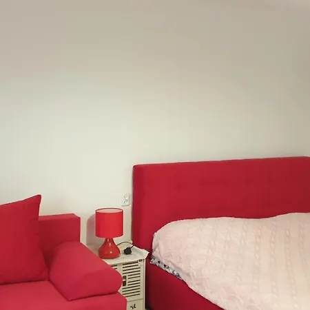 Biala Roza I *